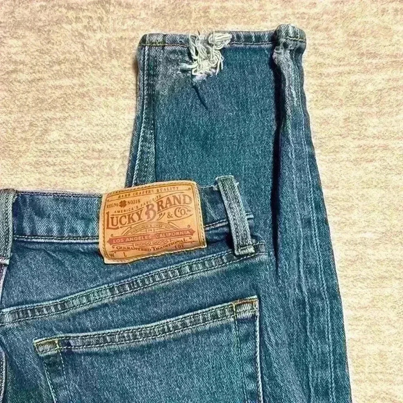 Lucky Brand sz 2 / 26 jeans distressed skinny medium wash Sienna Slim Boyfriend - Picture 3 of 6